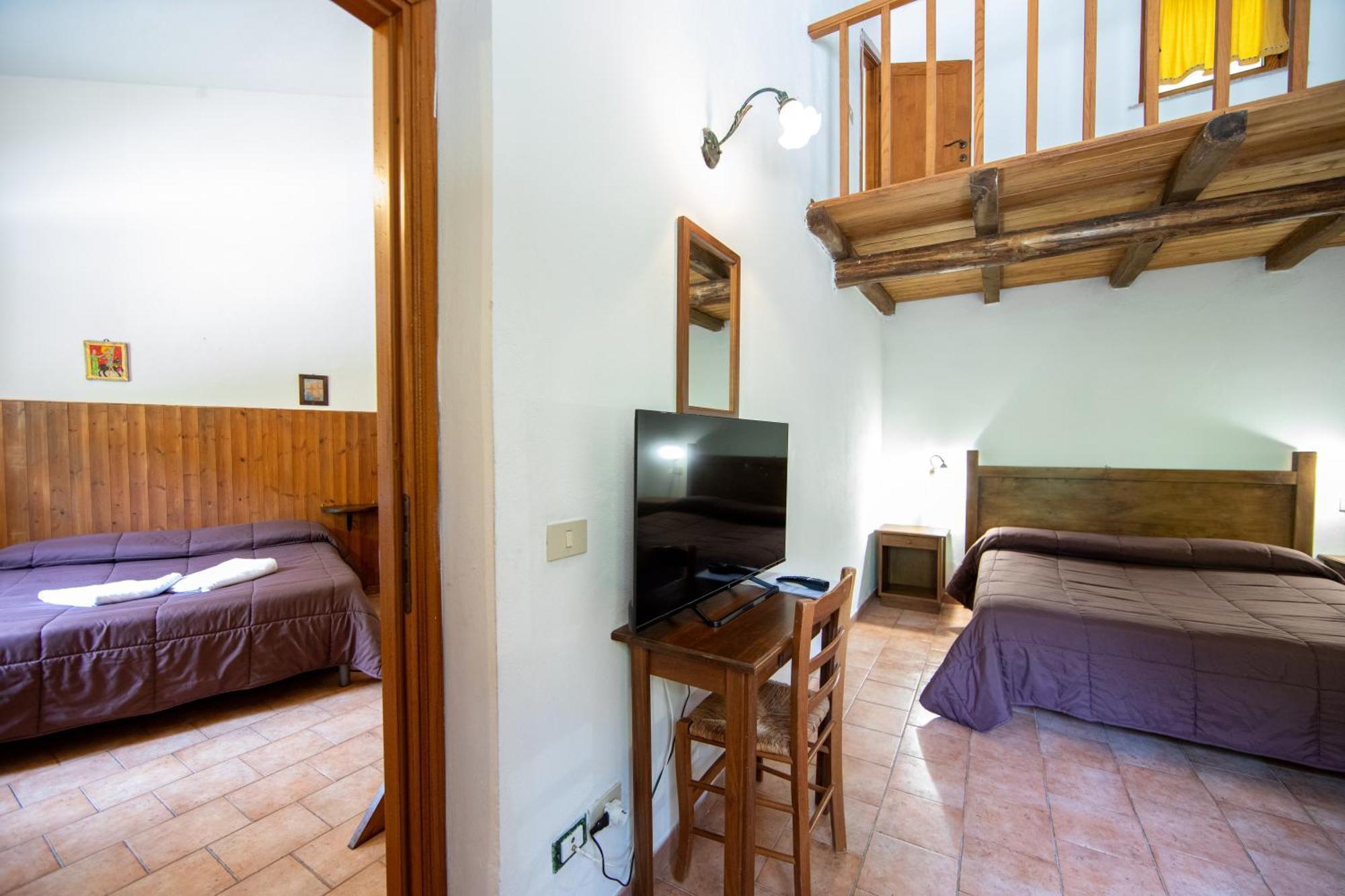 Agriturismo La Ferrera Varco Sabino Exterior photo